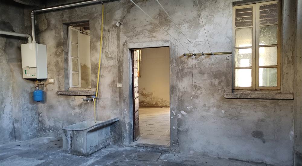 LOCALE LAVANDERIA PT