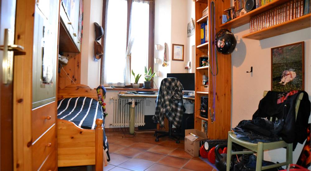 2 CAMERA