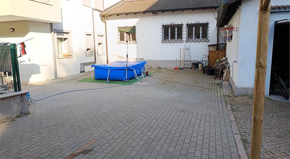 AREA POSTI AUTO A PARTE